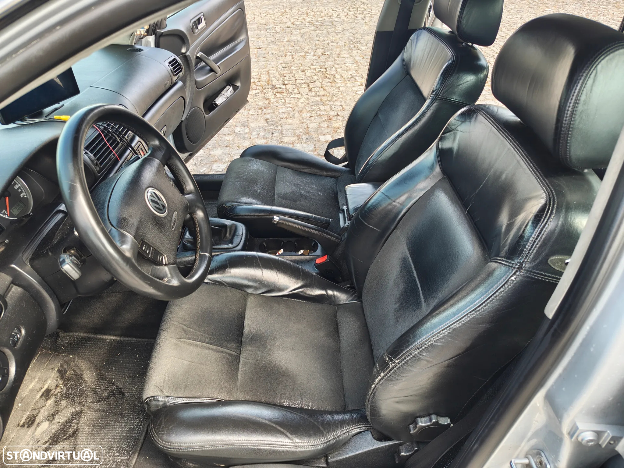 VW Passat 1.9 TDi Highline - 6