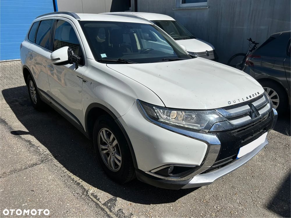 Mitsubishi Outlander 2.2 DI-D 4WD Top - 3