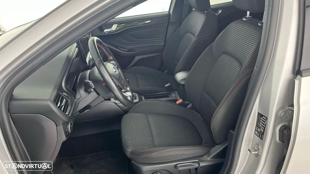 Ford Focus SW 1.0 EcoBoost MHEV ST-Line Design SIP - 9