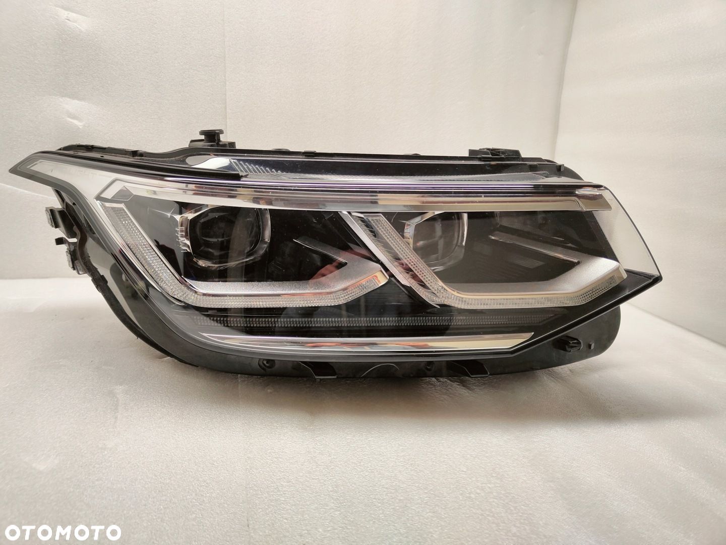 VW TIGUAN II 2 LIFT 5NN FULL LED LAMPA PRAWY PRZÓD 5NN941082D - 1