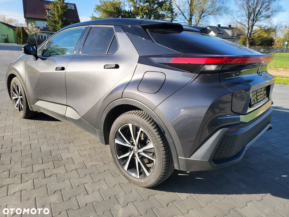 Toyota C-HR 1.8 Hybrid Team Deutschland - 6