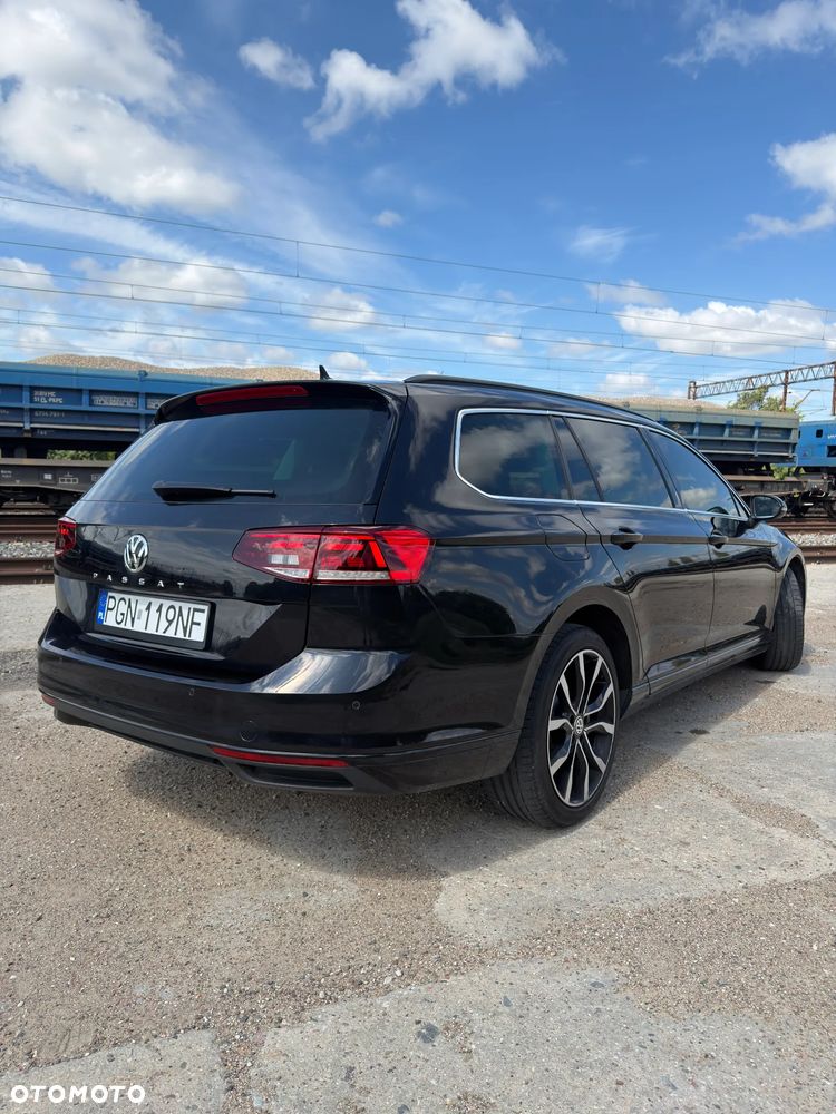 Volkswagen Passat 2.0 TDI SCR DSG - 5