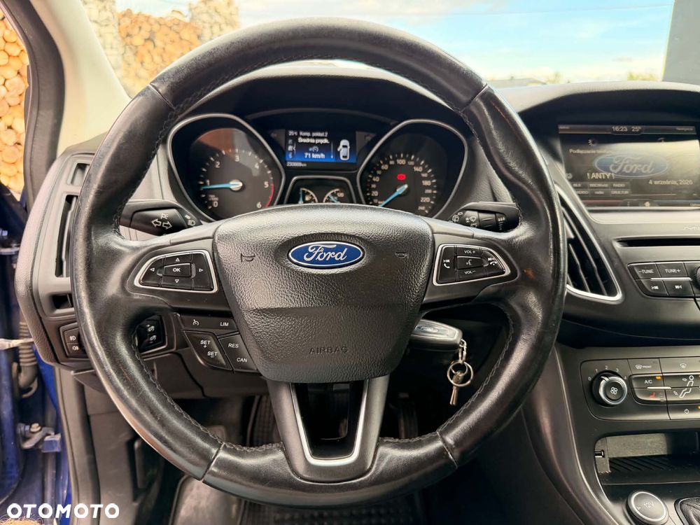 Ford Focus - 21