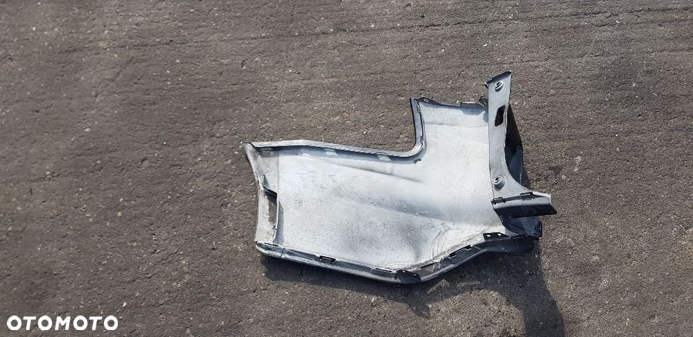 FORD FOCUS MK 3 KOMBI NAROŻNIK ZDERZAKA PRAWY TYŁ - 2