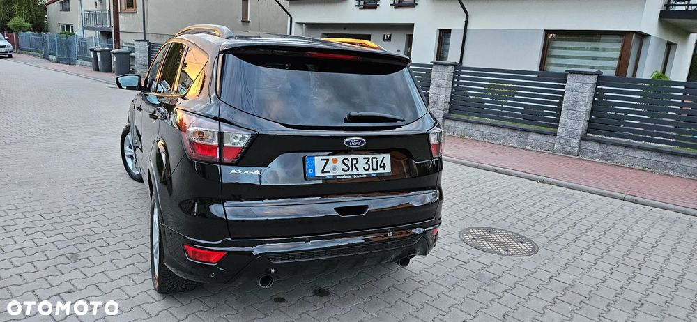 Ford Kuga 2.0 TDCi 4x4 ST-Line - 11
