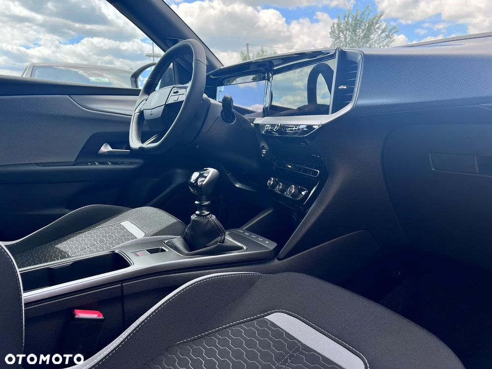 Opel Mokka 1.2 T Business Edition S&S - 10