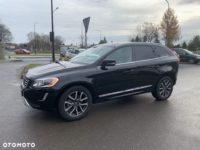 Volvo XC 60 T6 AWD Geartronic Summum - 2