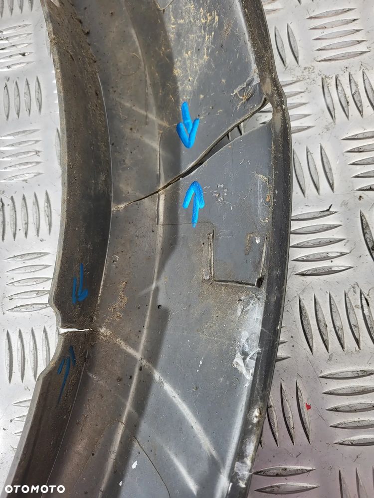 Mitsubishi L200 IV Listwa Błotnika Lewy Przód - 15