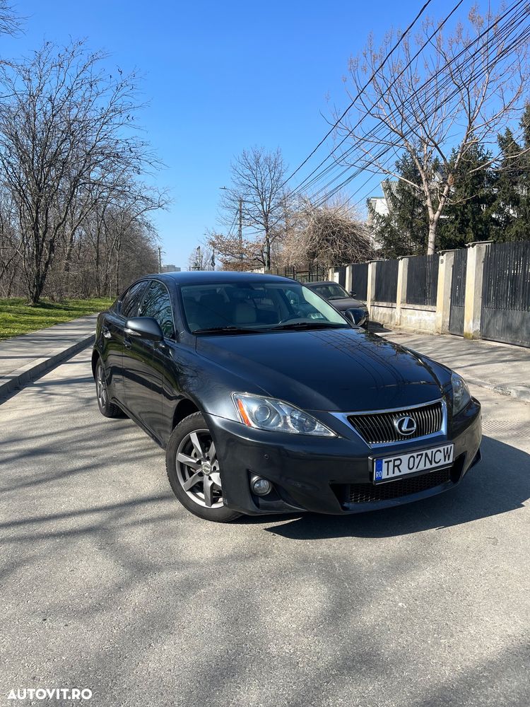 Lexus Seria IS 200d Luxury - 3
