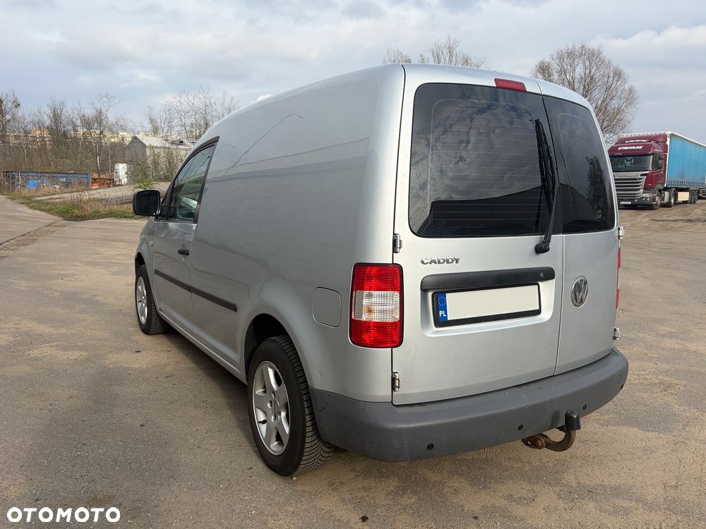 Volkswagen Caddy - 4