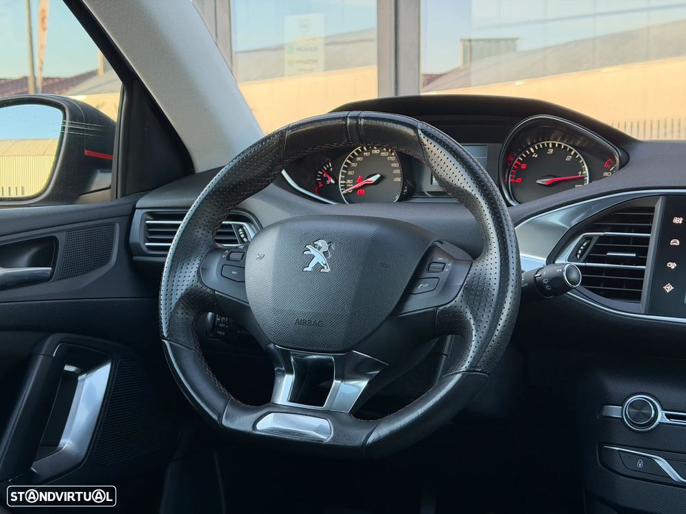 Peugeot 308 1.6 BlueHDi Allure J17 - 18