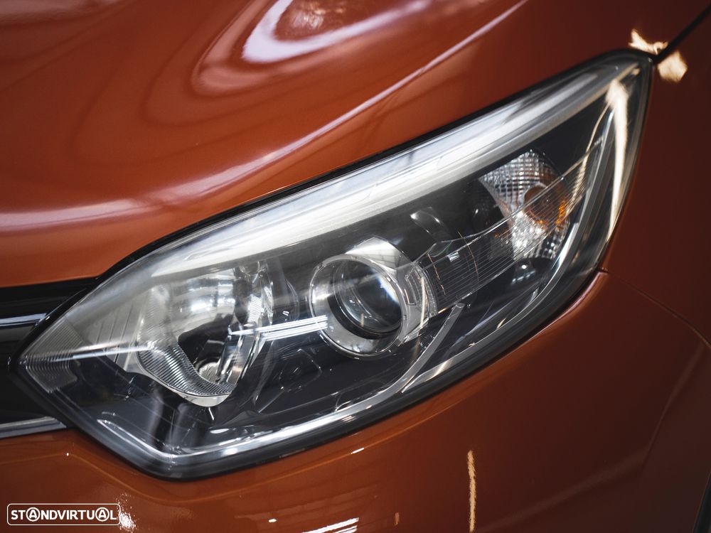 Renault Captur 1.5 dCi Exclusive EDC - 10