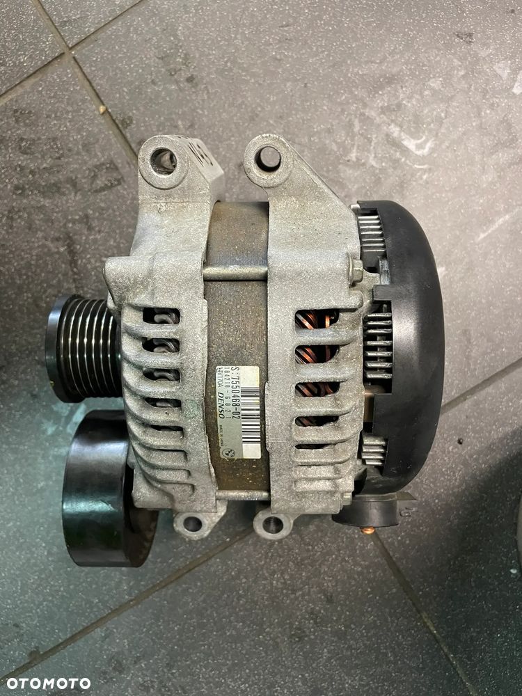 Bmw E87 116i Alternator - 1
