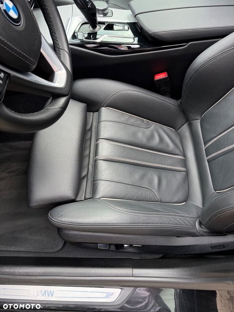 BMW Seria 5 518d Luxury Line sport - 19