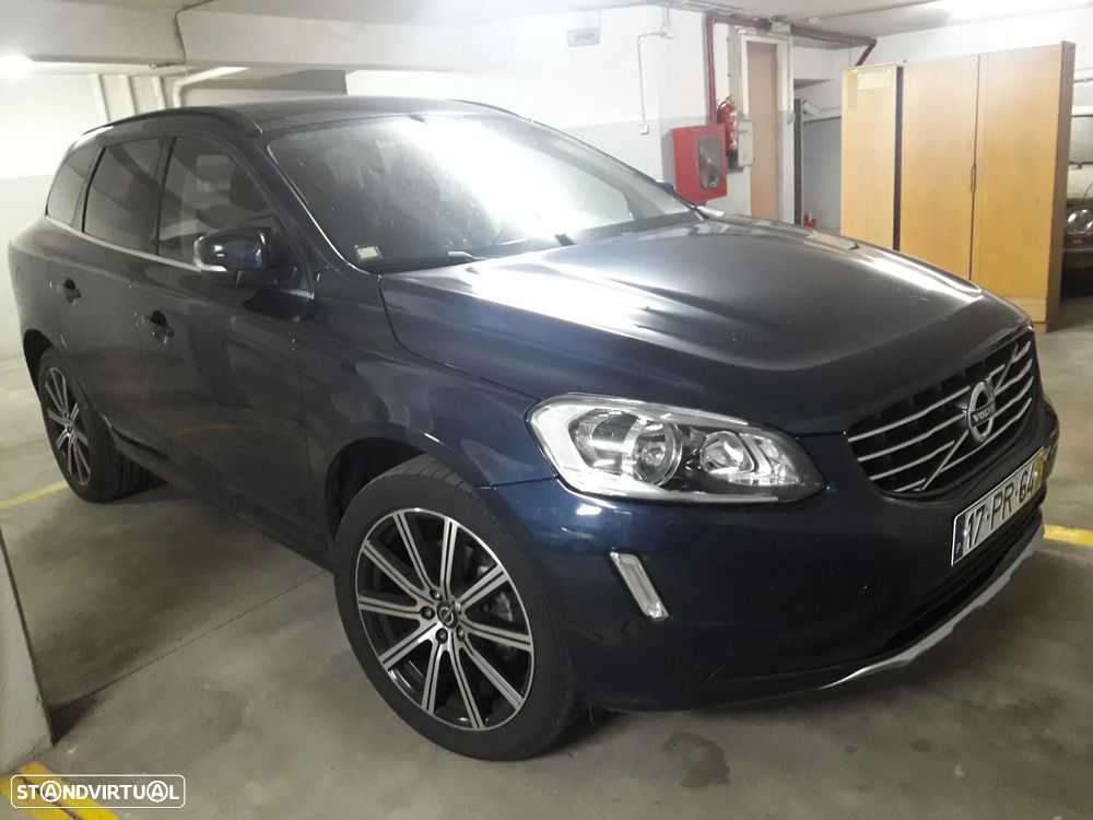 Volvo XC 60 2.0 D4 Momentum - 1