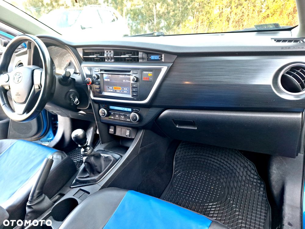 Toyota Auris - 9