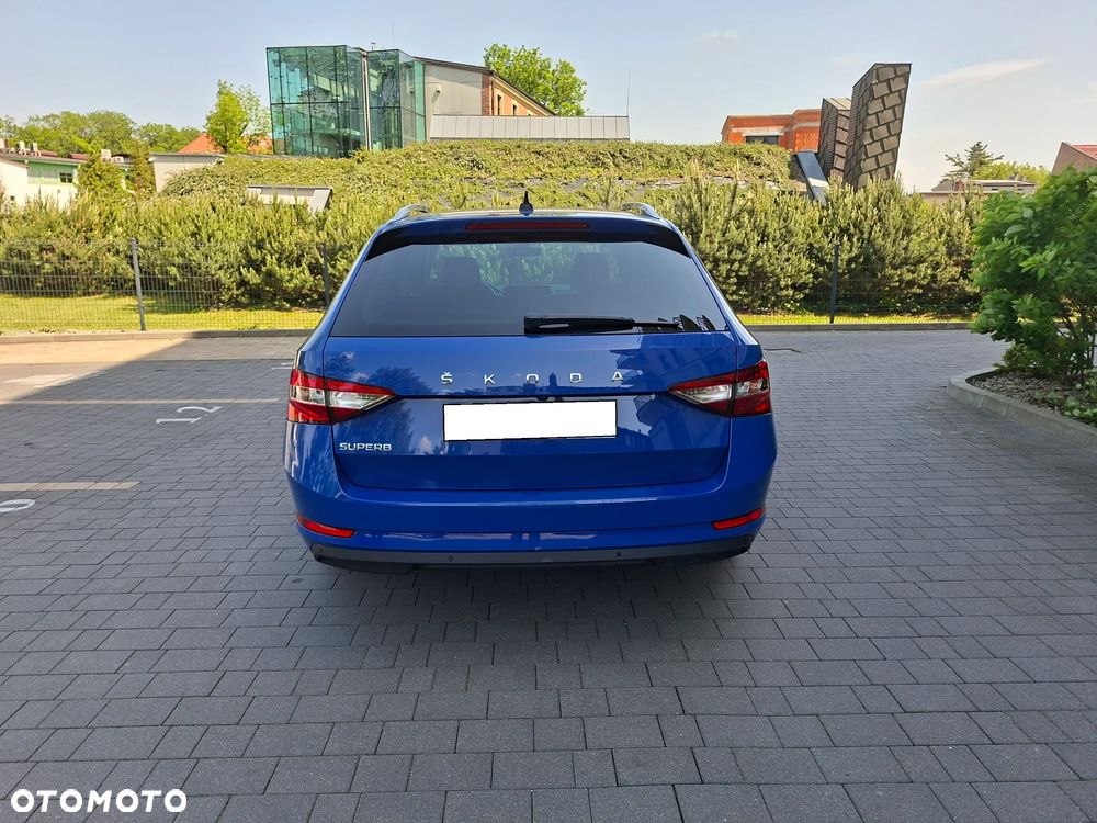 Skoda Superb 2.0 TDI Ambition DSG7 - 14