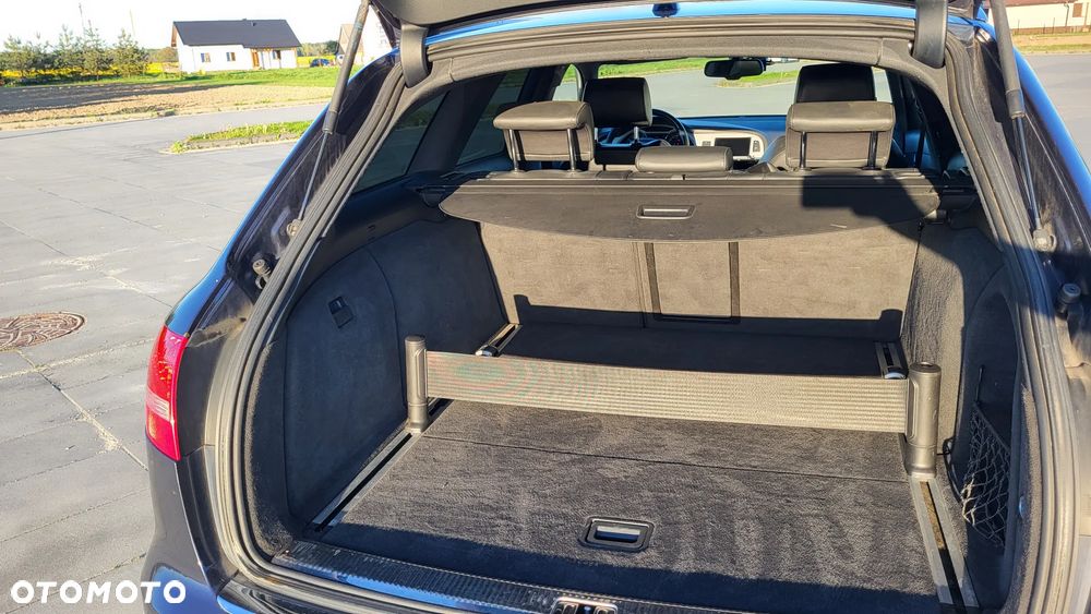 Audi A6 Avant - 16
