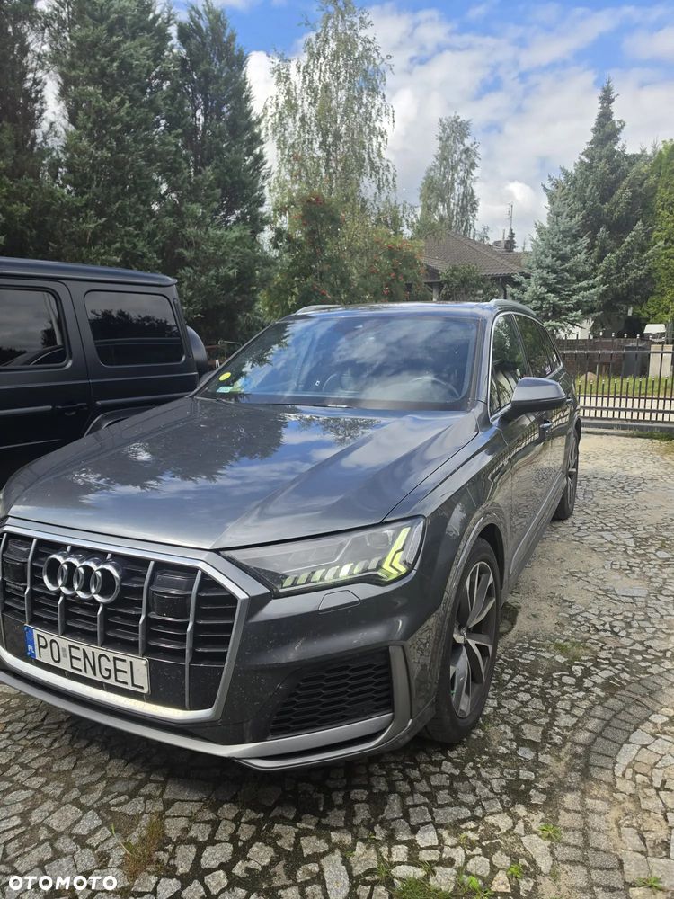 Audi Q7 - 1