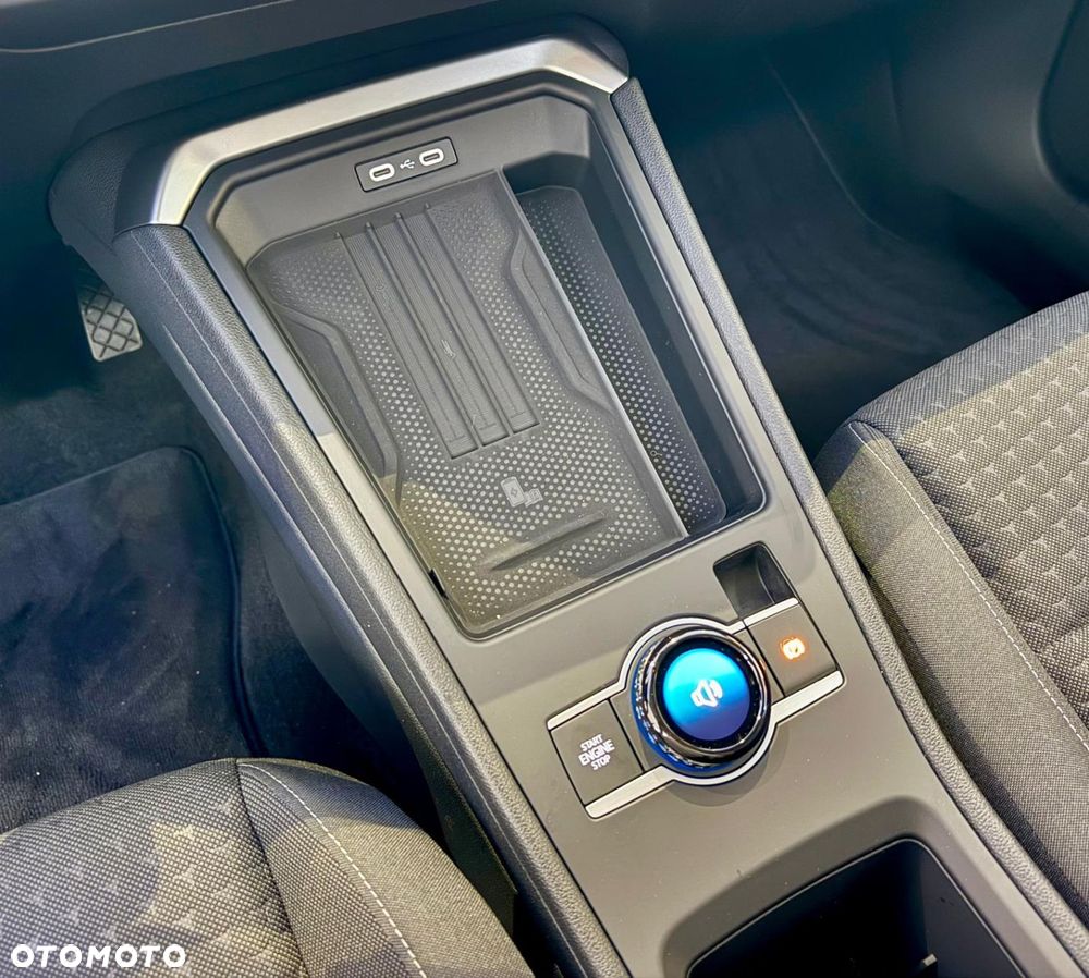 Volkswagen T-Roc - 15