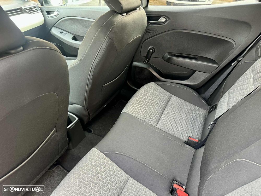 Renault Clio 1.5 Blue dCi Limited - 13