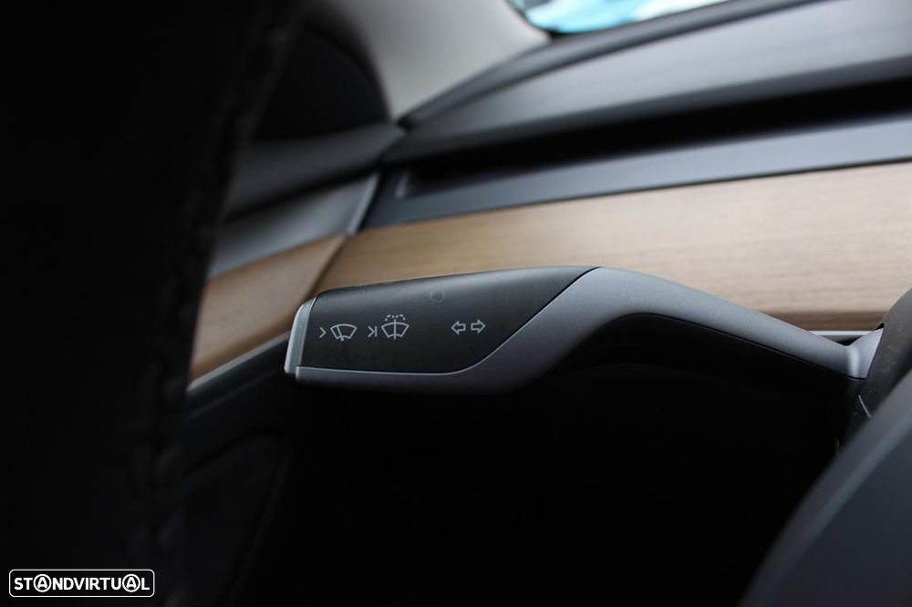 Tesla Model 3 Standard Range Plus RWD - 29