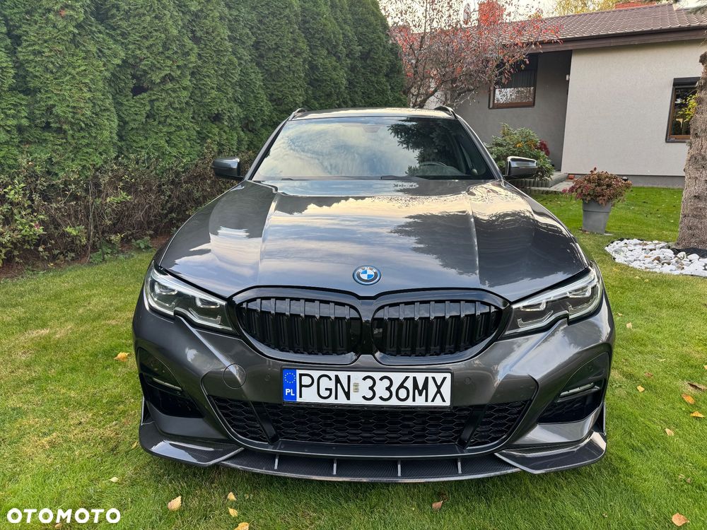 BMW 330E 2021 photo 2