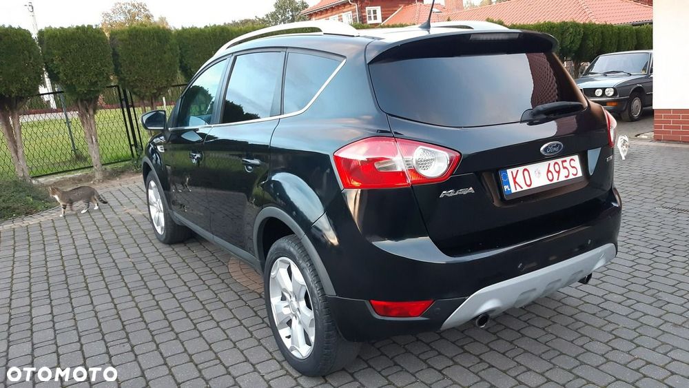 Ford Kuga 2.0 TDCi 2x4 Titanium - 30