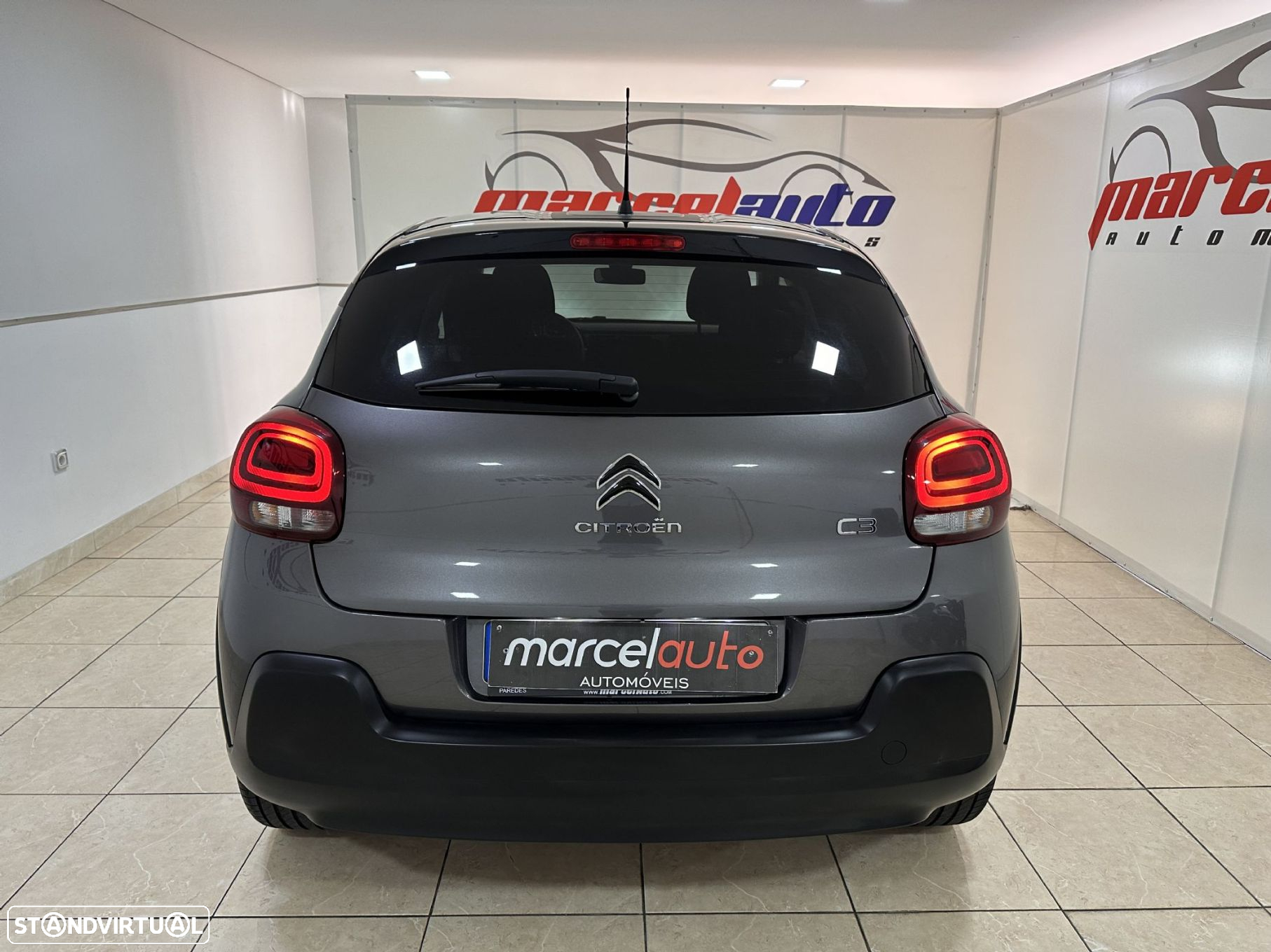 Citroën C3 1.2 PureTech C-Series - 12