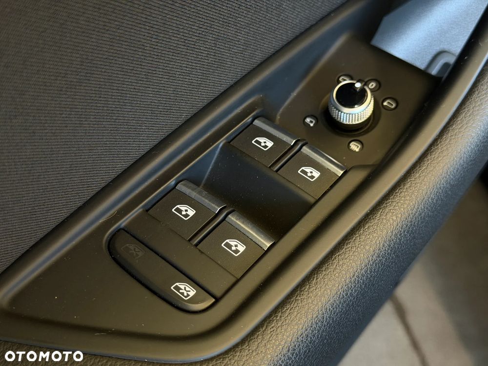 Audi A4 Avant 35 TFSI mHEV S tronic - 13