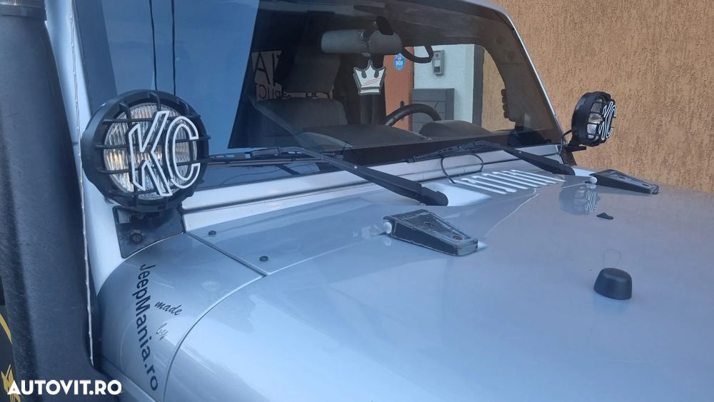 Jeep Wrangler - 7