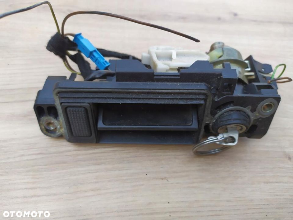 MERCEDES W203 W211 ZAMEK KLAPY KLAMKA KEYLESS GO - 1