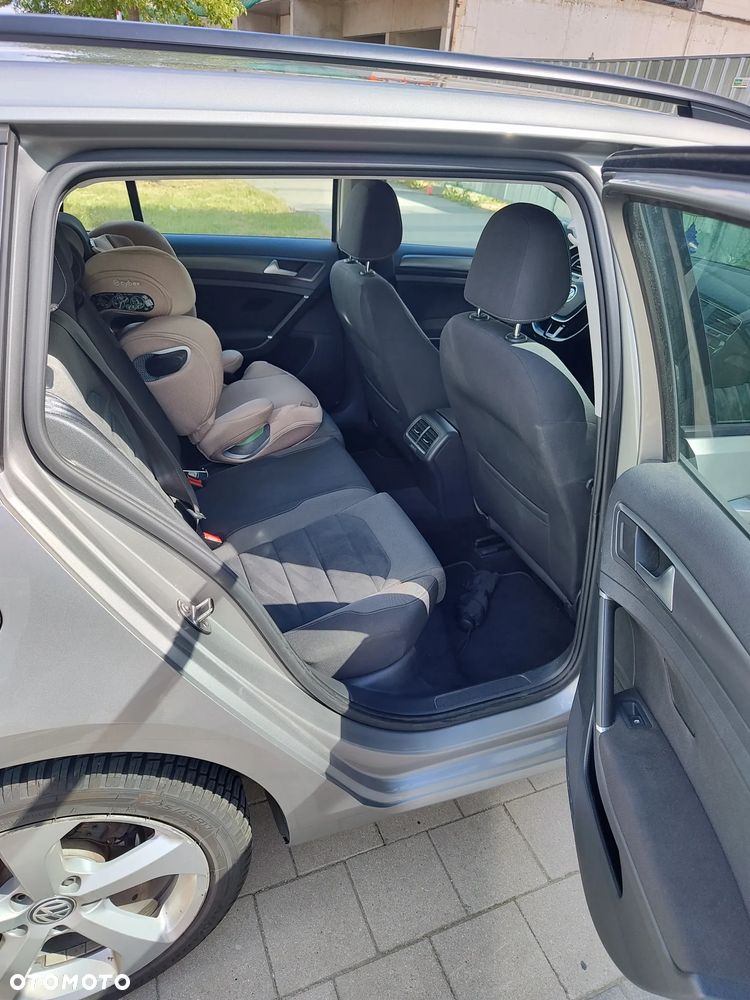 Volkswagen Golf - 20