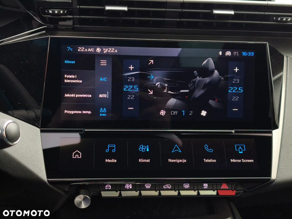 Peugeot 408 1.6 Plug-In Hybrid 225 GT Exclusive e-DCS7 - 28