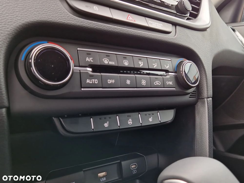 Kia XCeed 1.6 T-GDI M DCT - 18