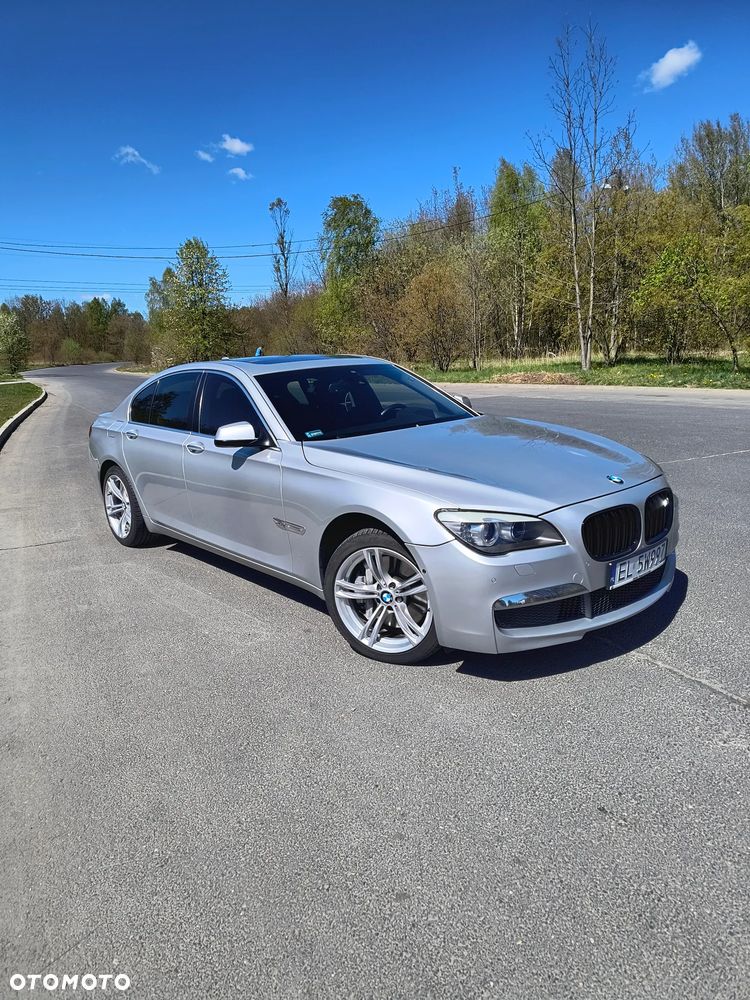 BMW Seria 7 750i xDrive - 6