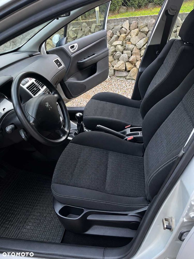 Peugeot 307 - 6