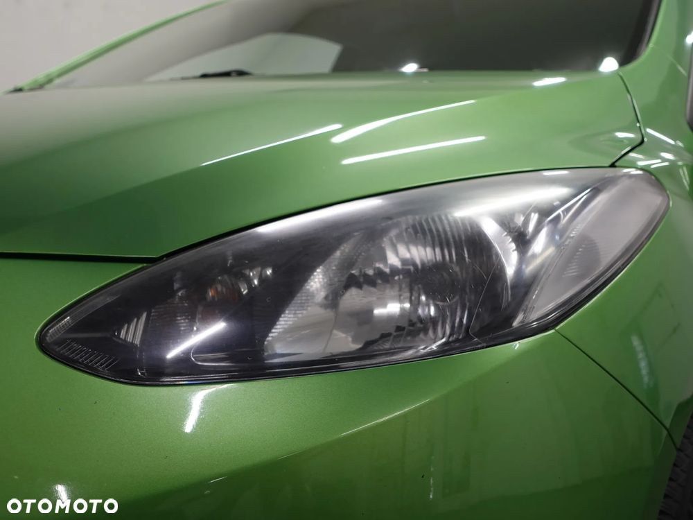 Mazda 2 - 14