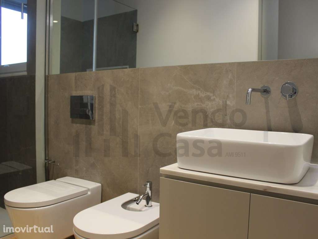 Arrenda-se T3 Luxo - Braga - Centro - Grande imagem: 3/33