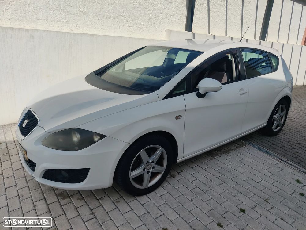 SEAT Leon 1.6 TDI DPF Ecomotive Sport - 3
