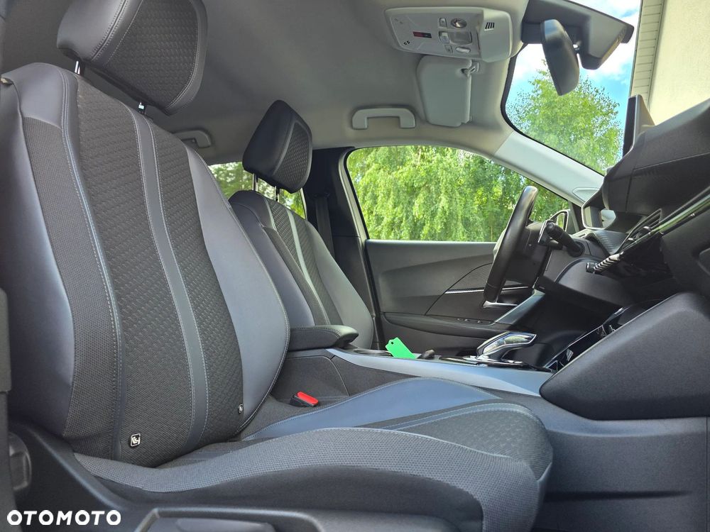 Peugeot 2008 1.5 BlueHDi Allure S&S EAT8 - 7