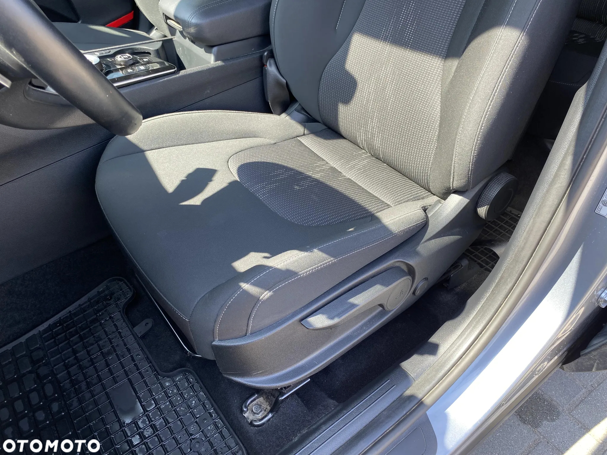 Kia Sportage - 11