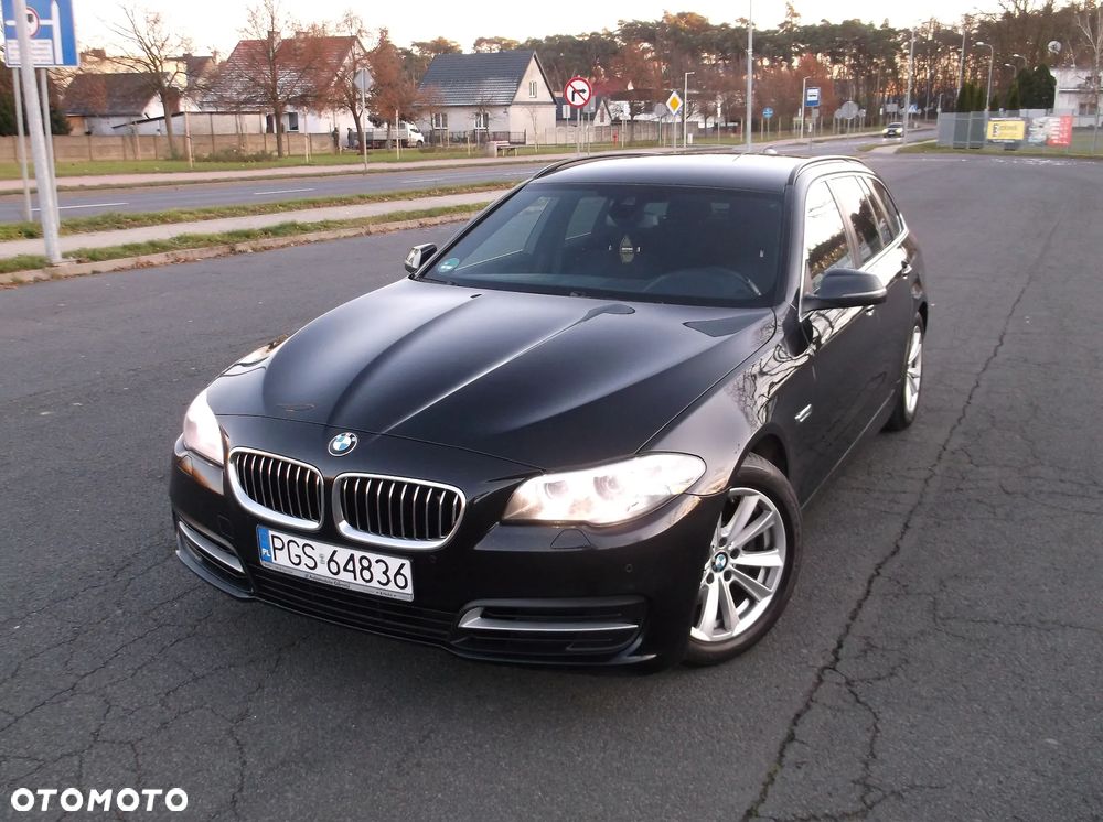 BMW Seria 5 520d M Sport Edition - 1