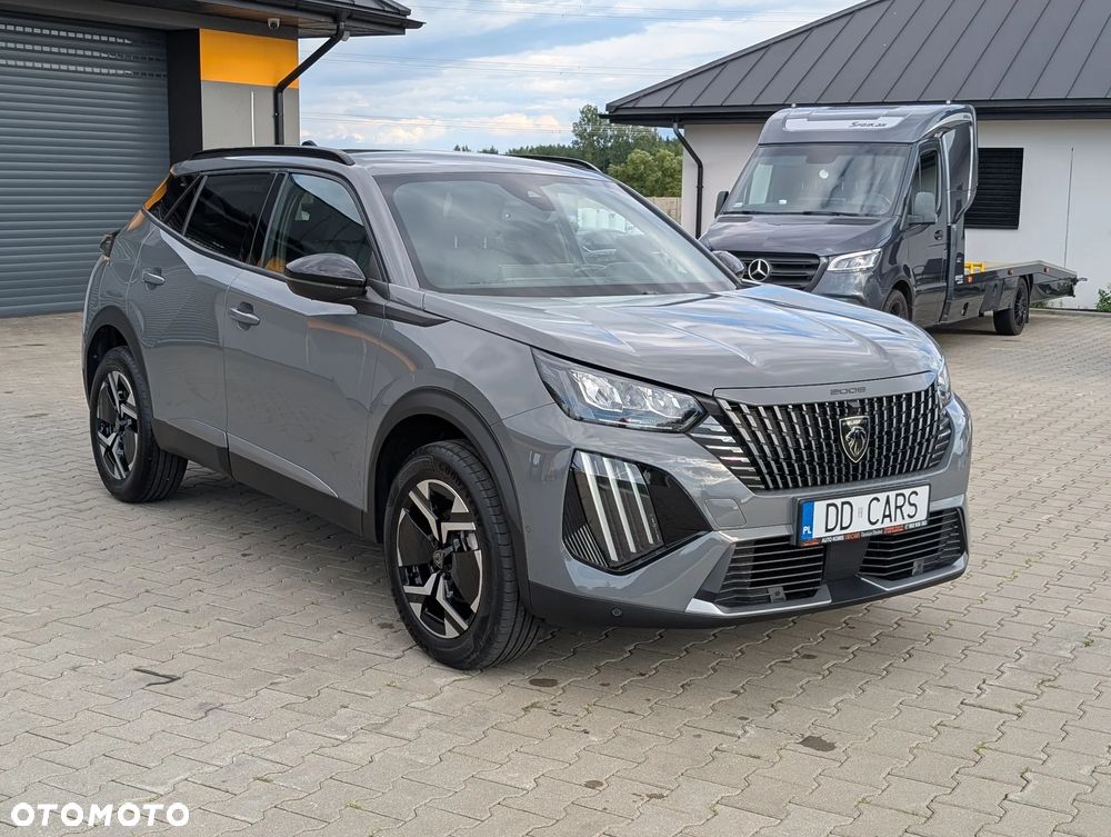 Peugeot 2008 PureTech 130 EAT8 Allure - 18