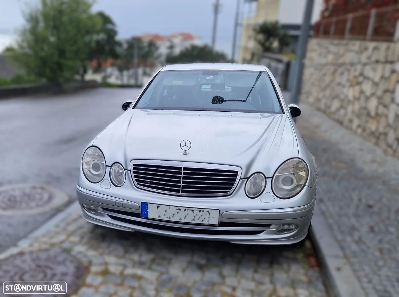 Mercedes-Benz E 270 - 1