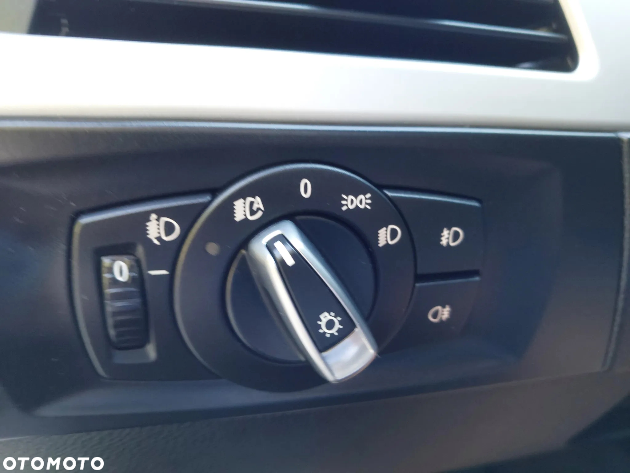 BMW Seria 3 318d - 31