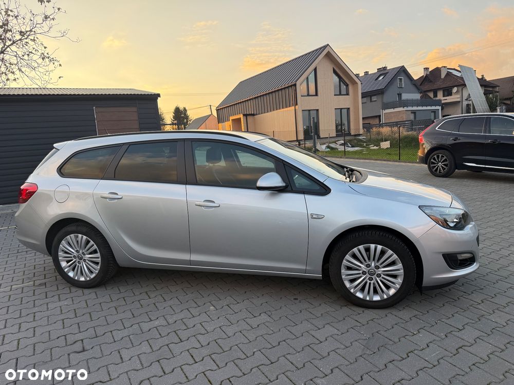 Opel Astra 1.6 CDTI DPF ecoFLEX Start/Stop ENERGY - 4