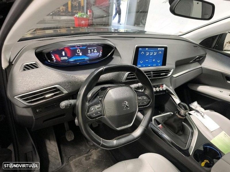 Peugeot 3008 1.5 BlueHDi Allure - 2