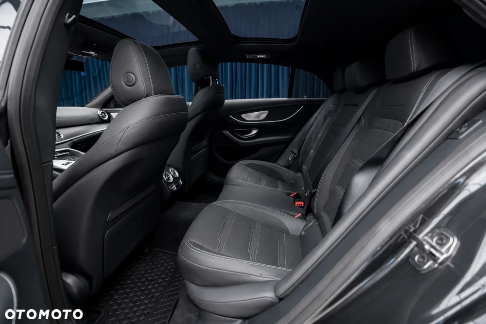 Mercedes-Benz AMG GT 43 4Matic+ 4D Speedshift TCT 9G - 14
