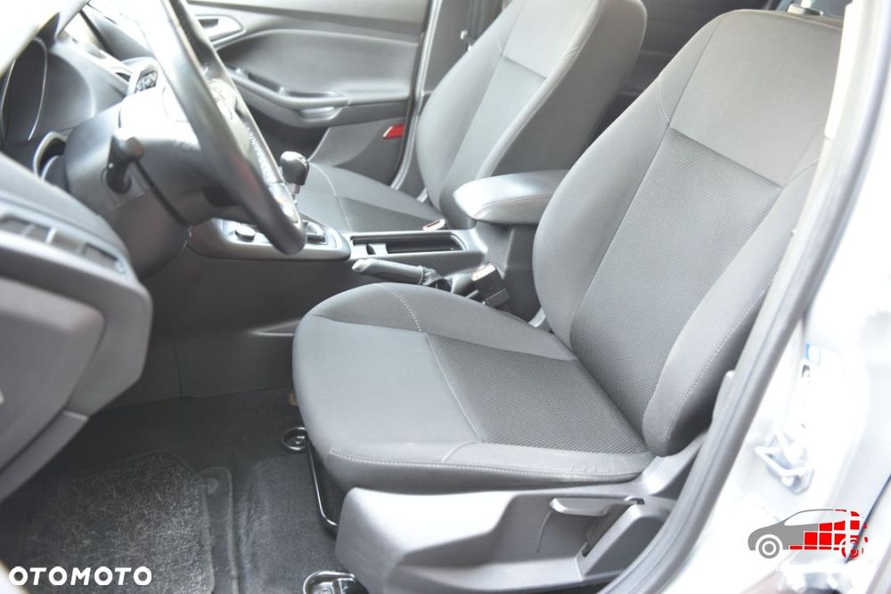 Ford Focus - 17
